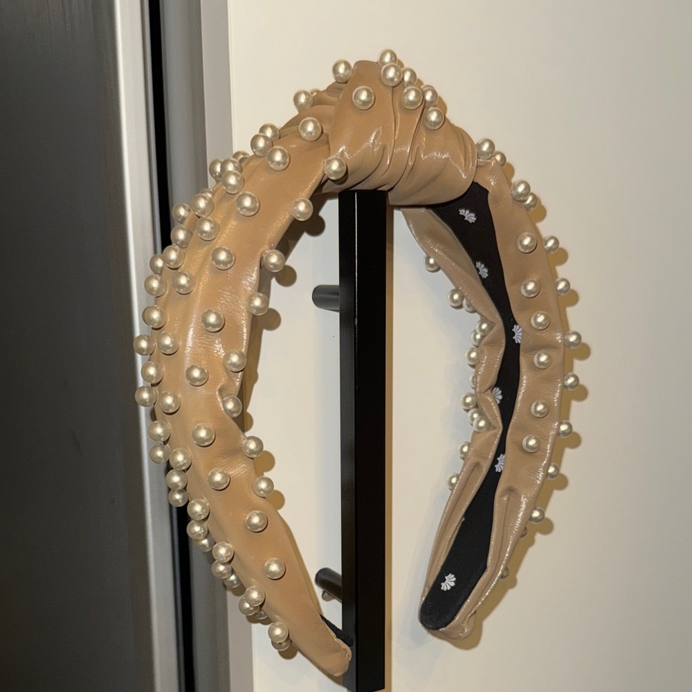 Lele Sadoughi Pearl headband